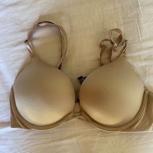 Victoria’s Secret Bombshell bra
